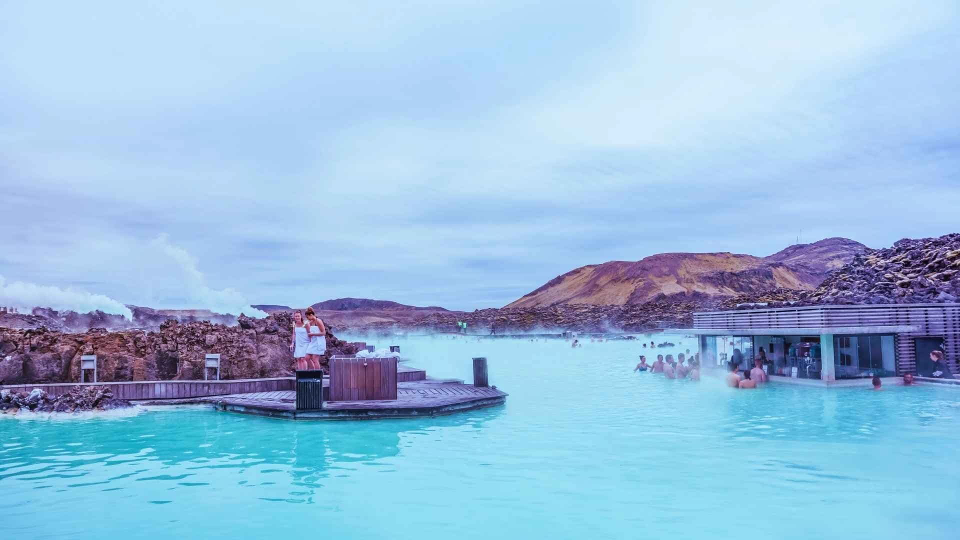 Banyar-se a la Blue Lagoon