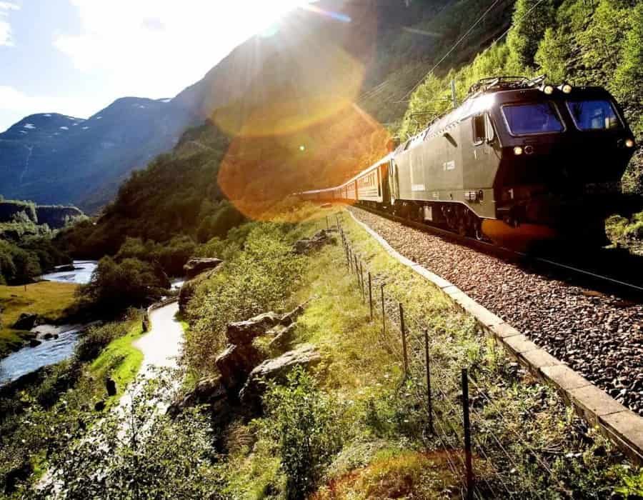 Viatjar amb el tren de Flam