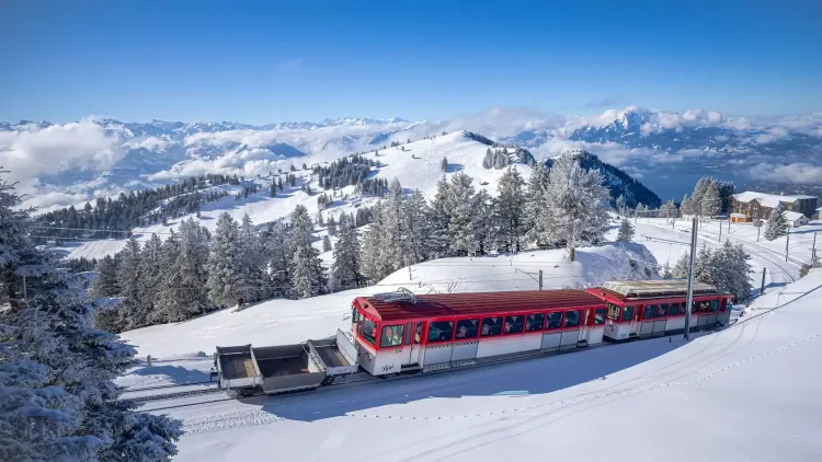 La Magia Invernal de Suiza en Tren 