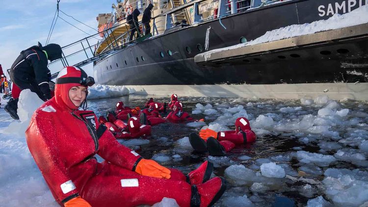 Aventura en Iglús de Cristal y Rompehielos Sampo