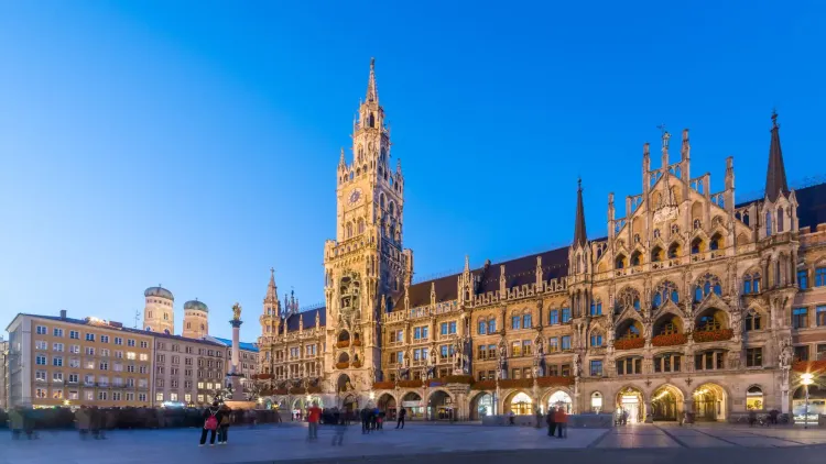Castillos del Rey Loco y Munich - Semana Santa