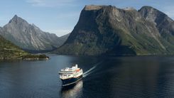 Explora els Fiords en Vaixell